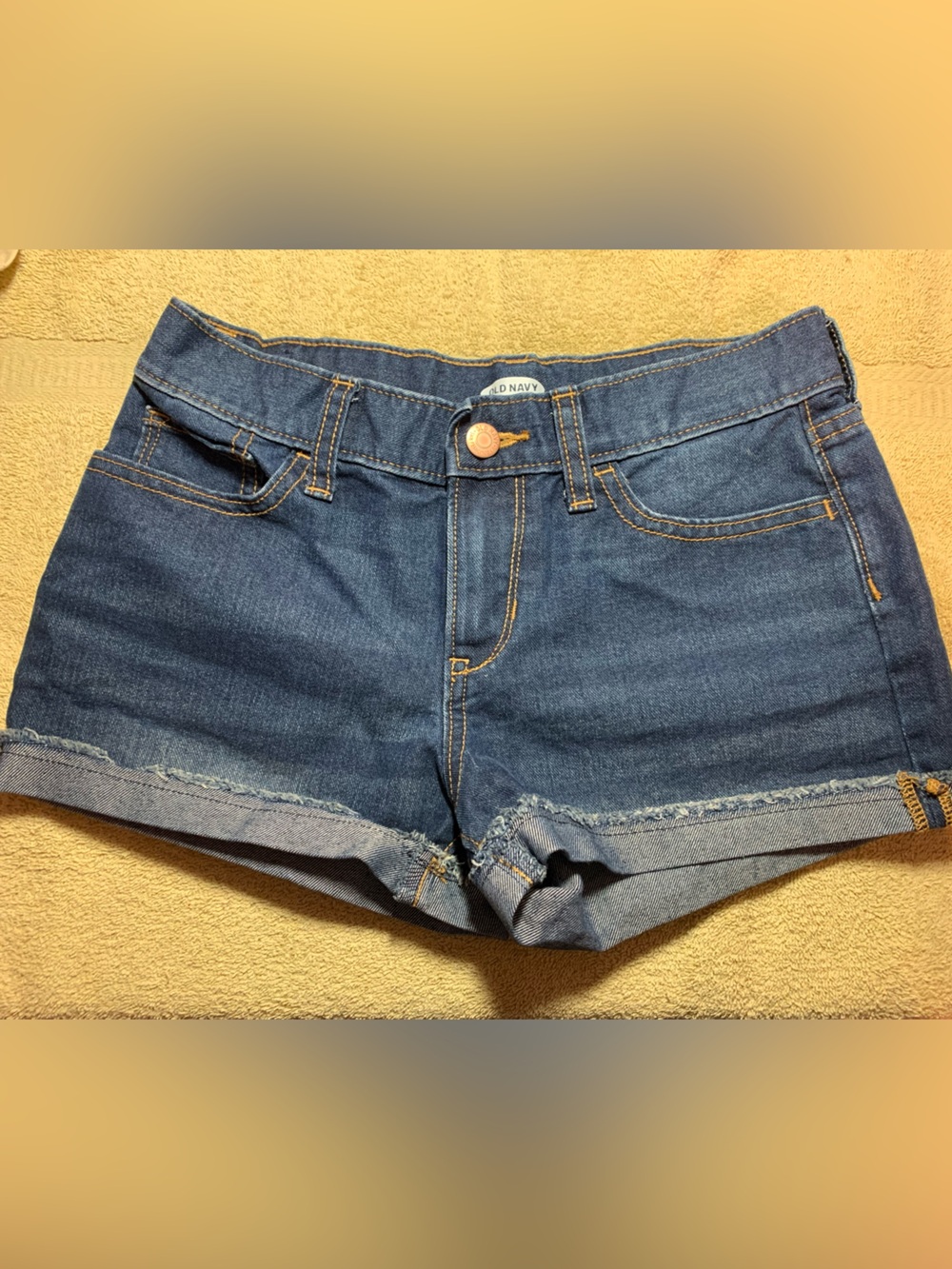 Girls Old Navy jean shorts. Size 12